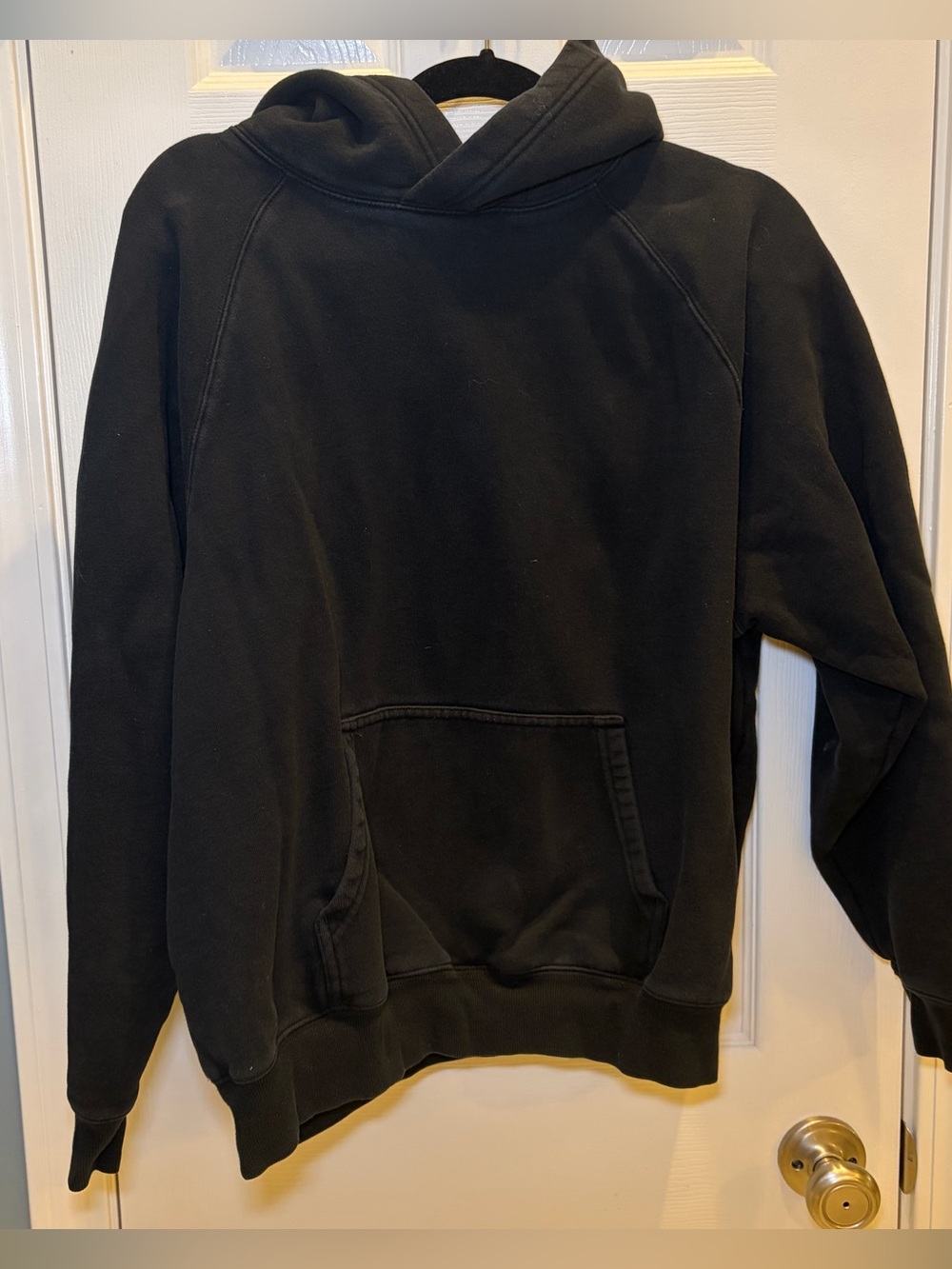 Aritzia black hoodie
